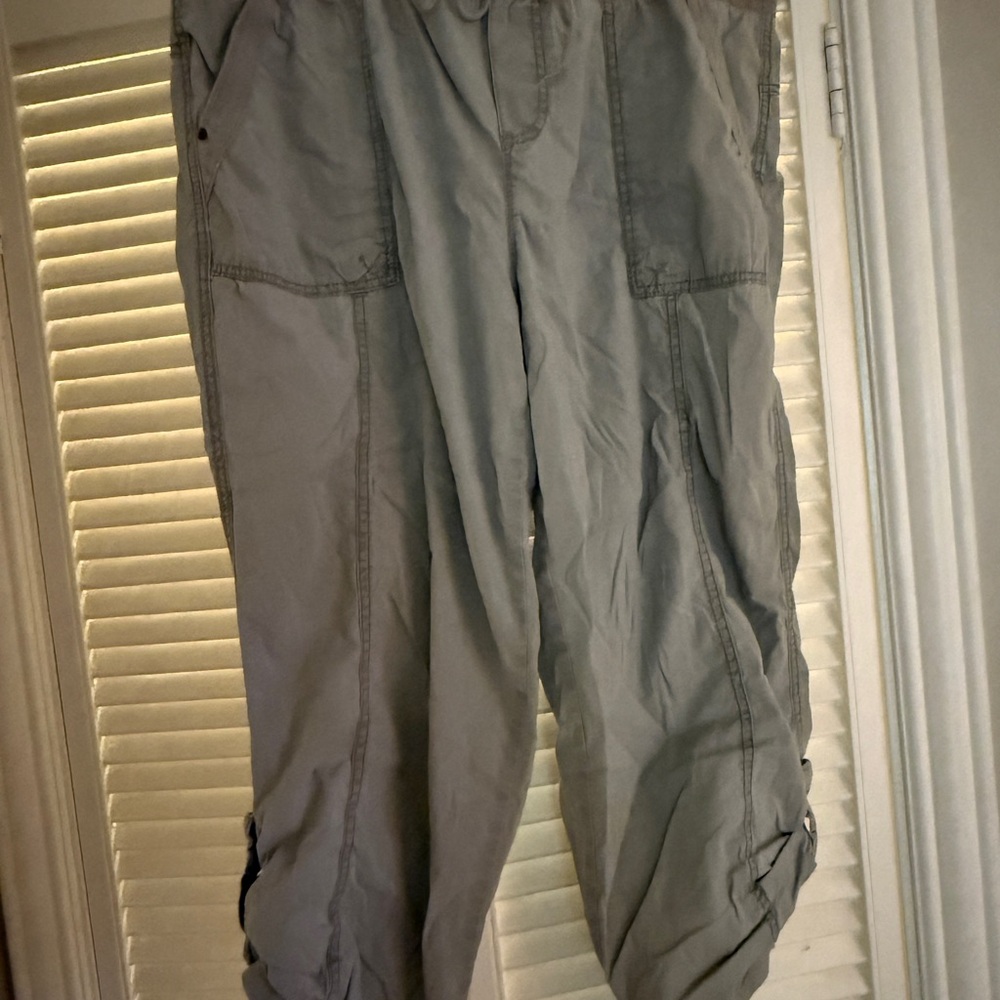 Women's Sage Relaxed High-Rise Drawstring Cargo Capri Pants, XL, 14